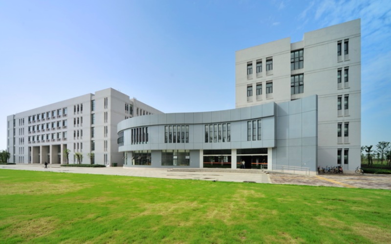 ★电子科技大学2022新疆招生计划_电子科技大学2022新疆招生专业及招生人数汇总