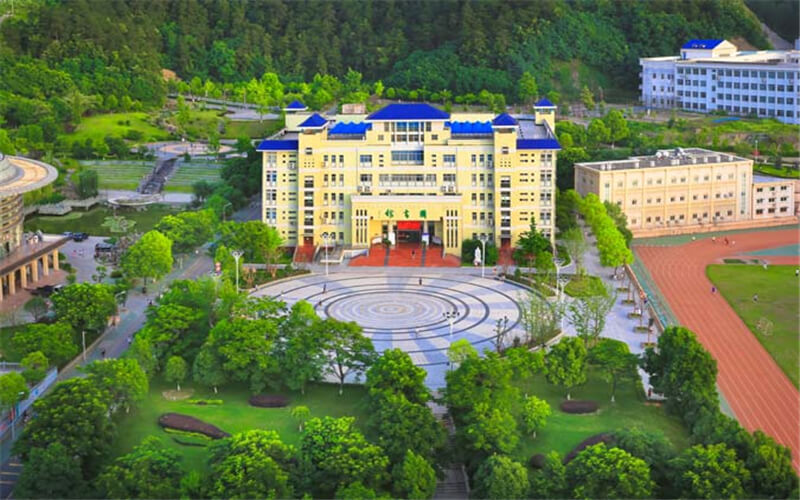2023年湖北医药学院在上海录取批次及录取分数参考
