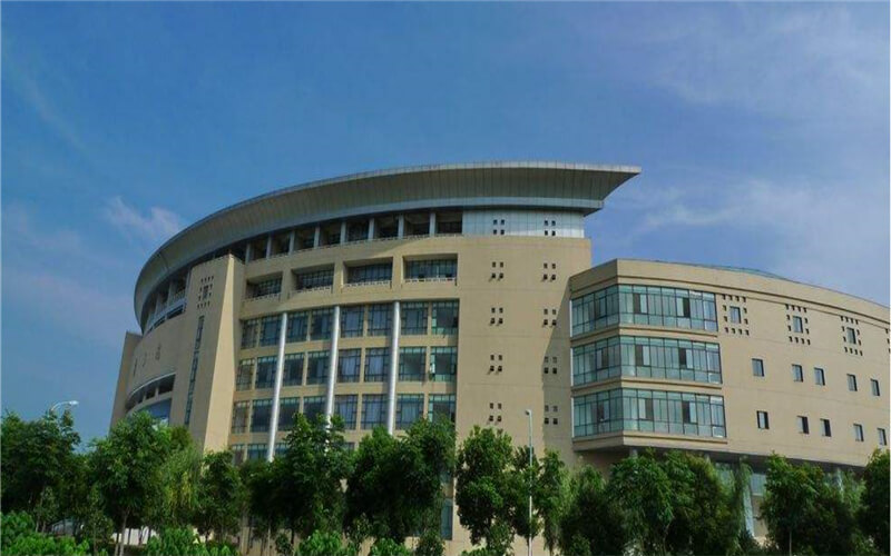 2023年武汉科技大学在内蒙古录取批次及录取分数参考