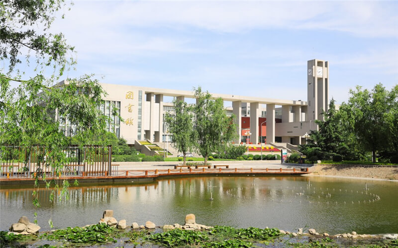 2023年郑州科技学院在河南招生专业有哪些？学费是多少？