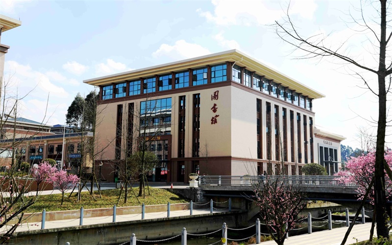 多少分可以上眉山药科职业学院？眉山药科职业学院2022年在广西各招生专业录取分数汇总