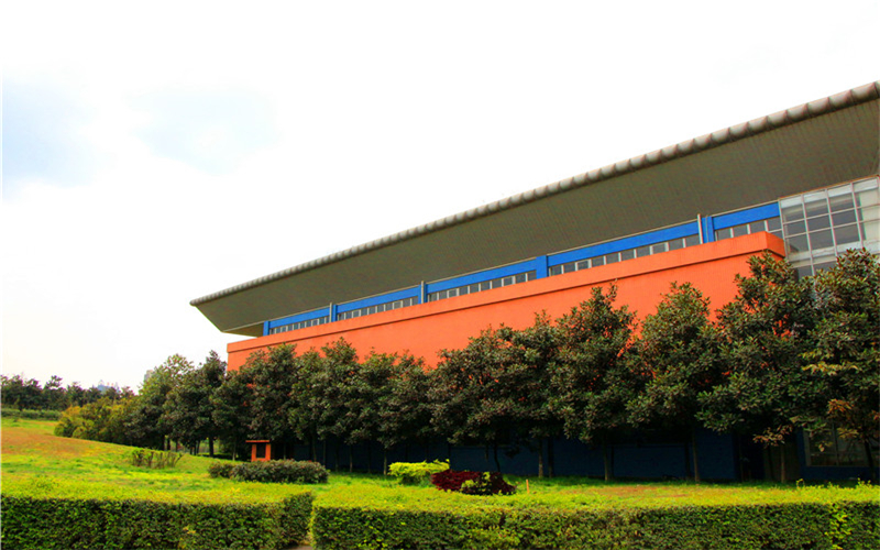 四川长江职业学院建筑室内设计专业在山东招生录取分数(综合)：326分
