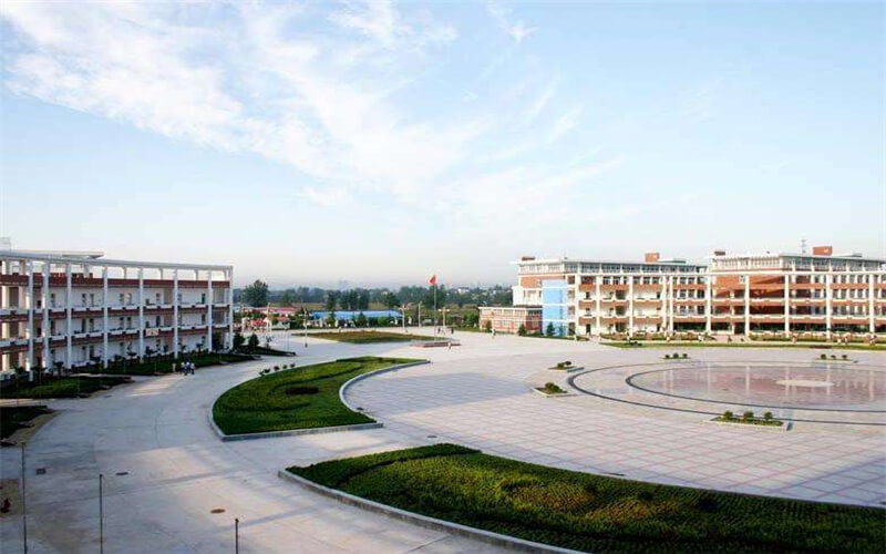 2023年河南职业技术学院在新疆录取批次及录取分数参考