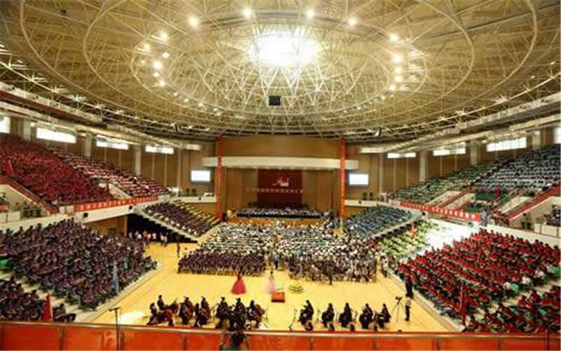 2023年黄河科技学院在甘肃招生专业有哪些？学费是多少？
