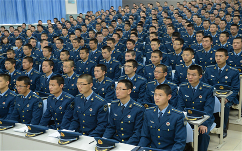 2024年空军工程大学电子信息工程专业在内蒙古录取分数线参考