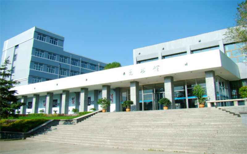 河北历史类考生排多少名可以上青海大学昆仑学院公共事业管理专业?