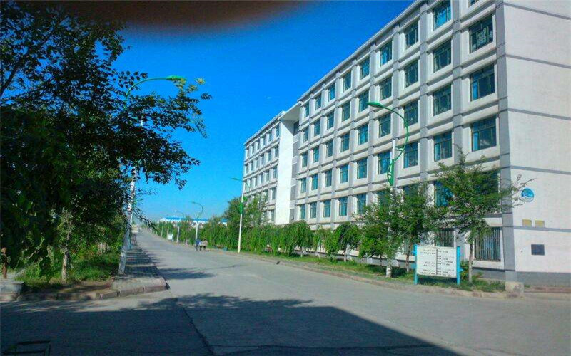 2024年新疆建设职业技术学院建筑工程技术专业在河北录取分数线参考