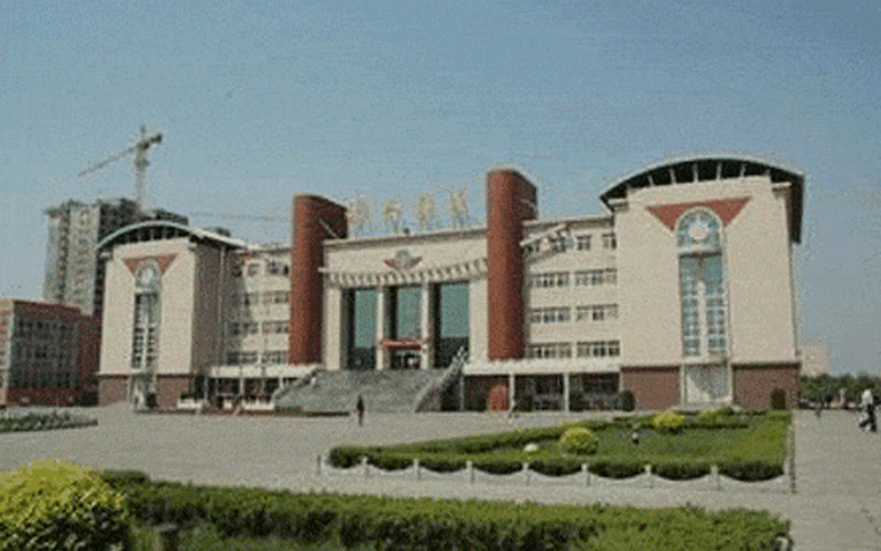 2023年重庆考生多少分可以上邢台医学高等专科学校药品经营与管理专业？