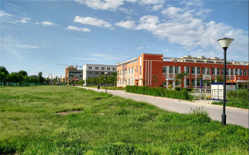 2023年新疆科技职业技术学院在河北录取批次及录取分数参考