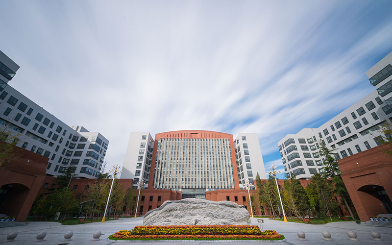 首都师范大学数学类（数理实验班）专业在河北招生录取分数(物理类)：604分