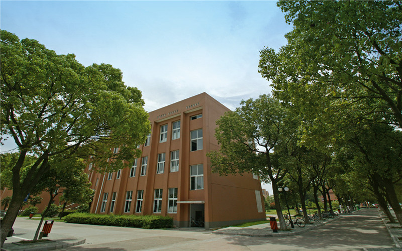2023年河北考生多少分可以上宁波大学科学技术学院机械设计制造及其自动化（智能制造特色班）专业？