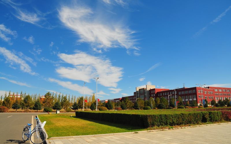 多少分可以上内蒙古师范大学？内蒙古师范大学2022年在安徽各招生专业录取分数汇总