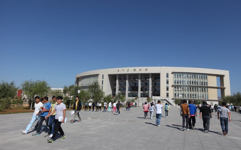2023年内蒙古考生多少分可以上内蒙古化工职业学院会展策划与管理专业？