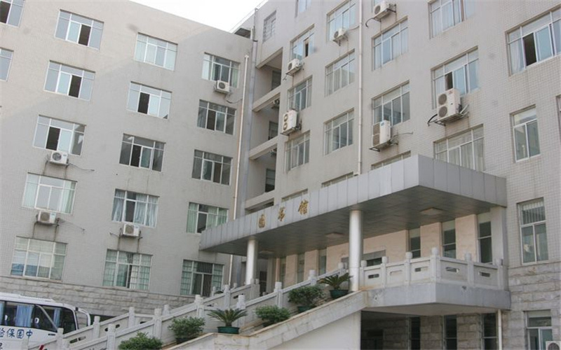 2024考生参考：2023保险职业学院跨境电子商务专业在辽宁招生录取分数及录取位次