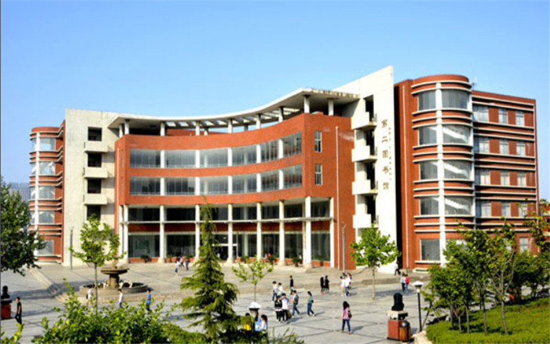 2023年青岛滨海学院在新疆招生专业及招生人数汇总