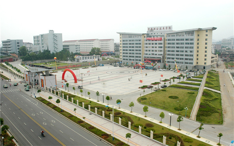 2023年宜春职业技术学院在云南录取批次及录取分数参考