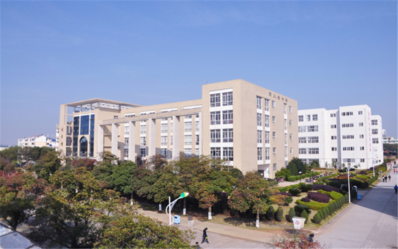 2023年南昌大学共青学院在陕西录取批次及录取分数参考