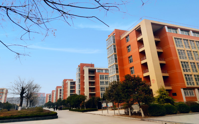 2023年重庆考生多少分可以上运城职业技术大学建筑装饰工程专业？
