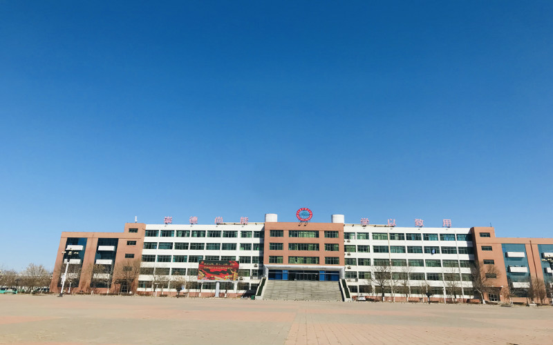 2023年天津滨海职业学院在河南招生专业有哪些？学费是多少？
