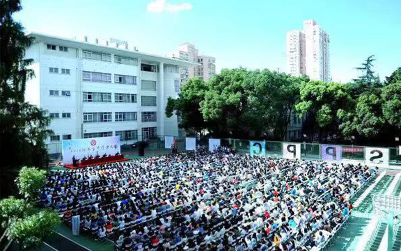 上海出版印刷高等专科学校商务英语专业在河北招生录取分数(历史类)：436分
