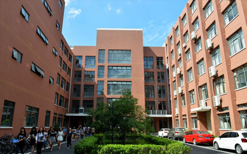 2023年上海科学技术职业学院在湖南招生专业及招生人数汇总