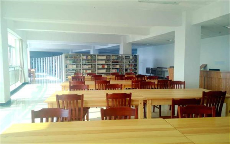 ★湖南高尔夫旅游职业学院2022四川招生计划_湖南高尔夫旅游职业学院2022四川招生专业及招生人数汇总
