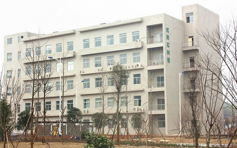 2023年湖南食品药品职业学院在云南录取批次及录取分数参考