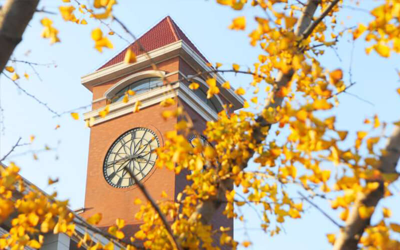 上海交通大学电子信息类专业在河北招生录取分数(物理类)：672分