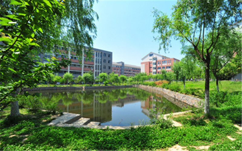 2023年皖江工学院在黑龙江招生专业有哪些？学费是多少？