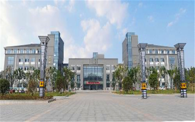 2023年滁州城市职业学院各物理类专业在河北招生分数是多少？