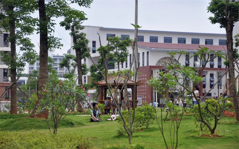 【2023高考参考】南宁学院2022年广东招生专业及招生计划一览表