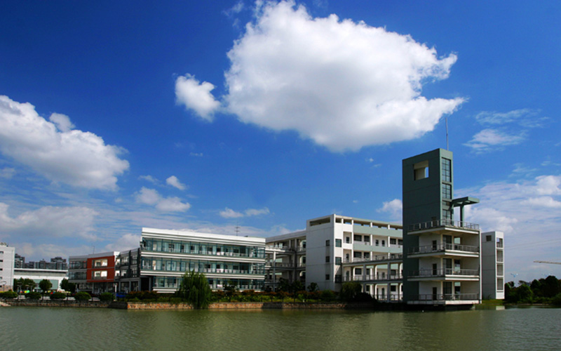 2023年苏州信息职业技术学院在河南招生专业有哪些？学费是多少？