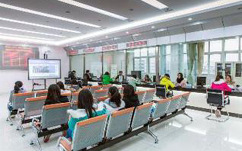 江苏商贸职业学院关务与外贸服务专业在山东招生录取分数(综合)：424分