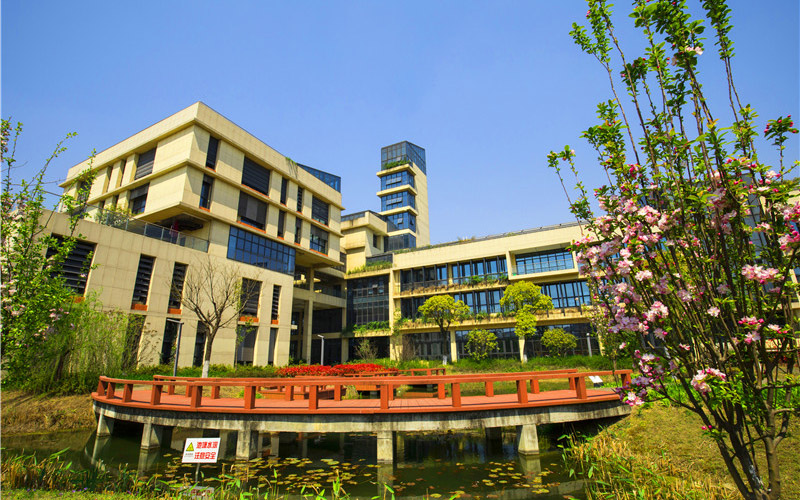 江苏城乡建设职业学院古建筑工程技术专业在河北招生录取分数(历史类)：372分