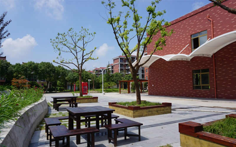 2023年上海杉达学院在江苏招生专业及招生人数汇总