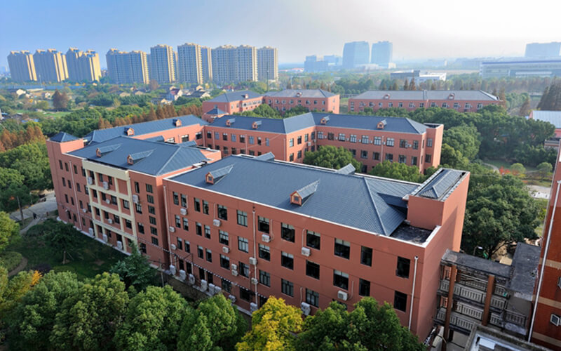 上海东海职业技术学院关务与外贸服务（高本贯通）专业在河南招生录取分数(文科)：335分