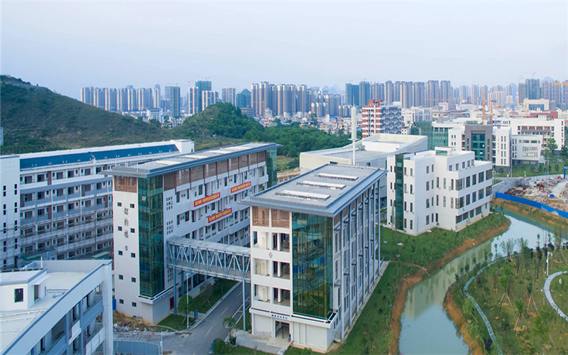 2023年桂林师范高等专科学校在四川录取批次及录取分数参考