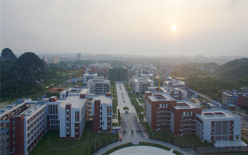 【2022高考】桂林师范高等专科学校在贵州各专业录取分数线及选科要求