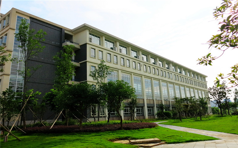 2023年桂林医学院在贵州招生专业有哪些？学费是多少？