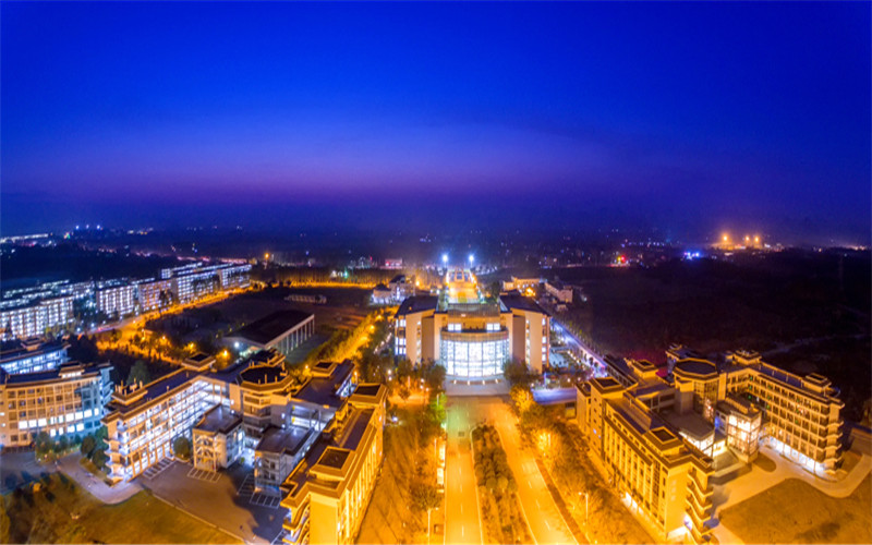 桂林旅游学院酒店管理（中外合作办学）（一）专业在河北招生录取分数(历史类)：475分