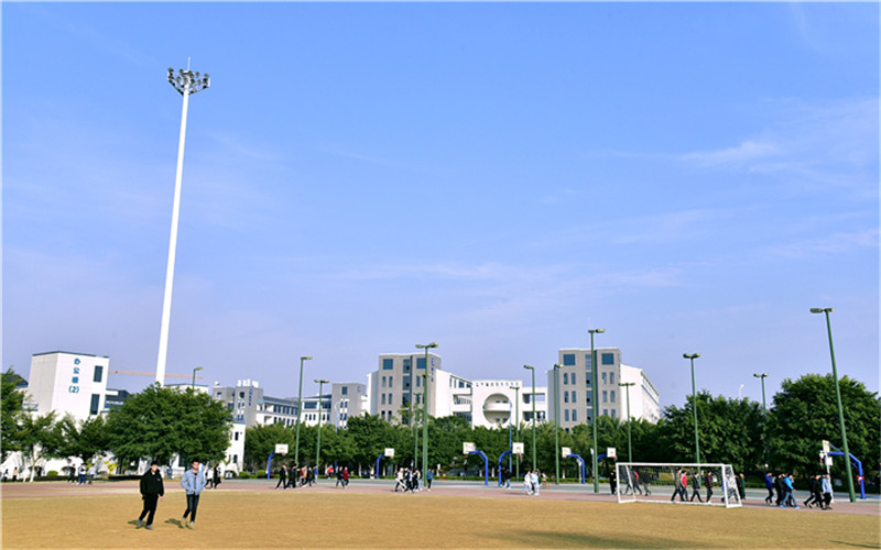 多少分可以上柳州城市职业学院？柳州城市职业学院2021年在广西各专业录取分数线