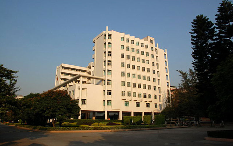 广东轻工职业技术学院现代通信技术专业在重庆招生录取分数(物理类)：412分