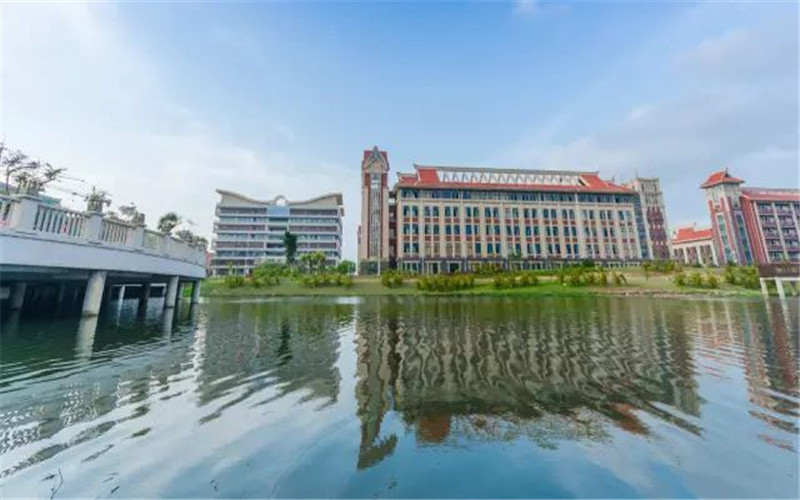 2023年重庆考生多少分可以上北部湾大学旅游管理专业？