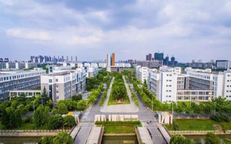 2023年浙江考生多少分可以上南京师范大学泰州学院行政管理专业？