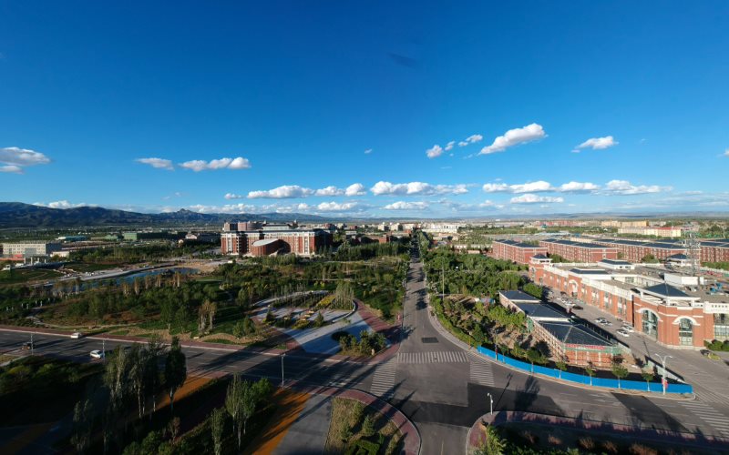 2024考生参考：2023呼和浩特职业学院光伏工程技术专业在内蒙古招生录取分数及录取位次
