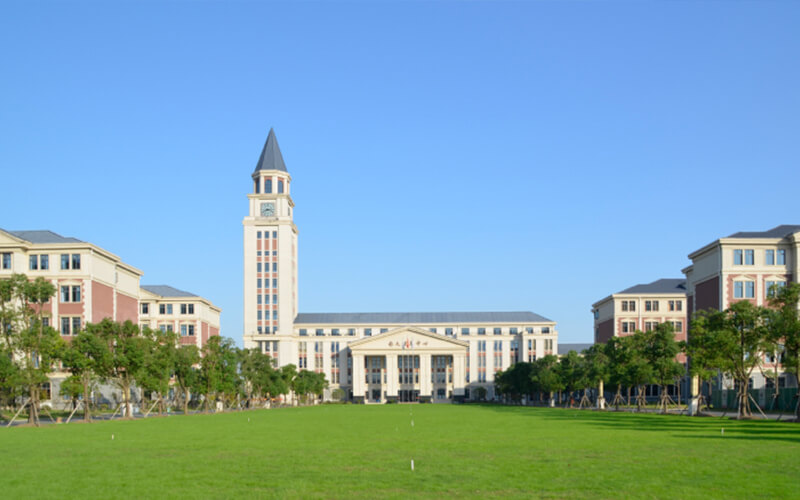 上海中侨职业技术大学食品检验检测技术专业在辽宁招生录取分数(历史类)：385分