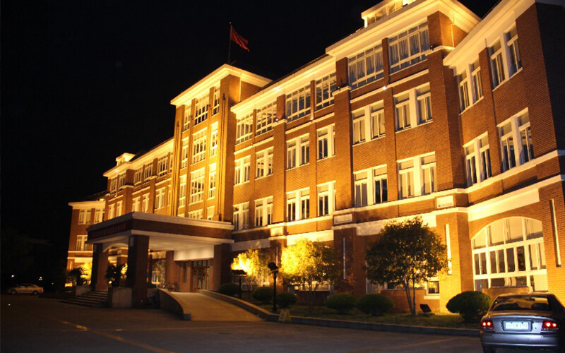 2023年上海立达学院在新疆录取批次及录取分数参考