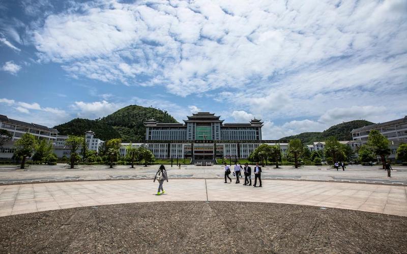 凯里学院机器人工程专业在河北招生录取分数(物理类)：476分