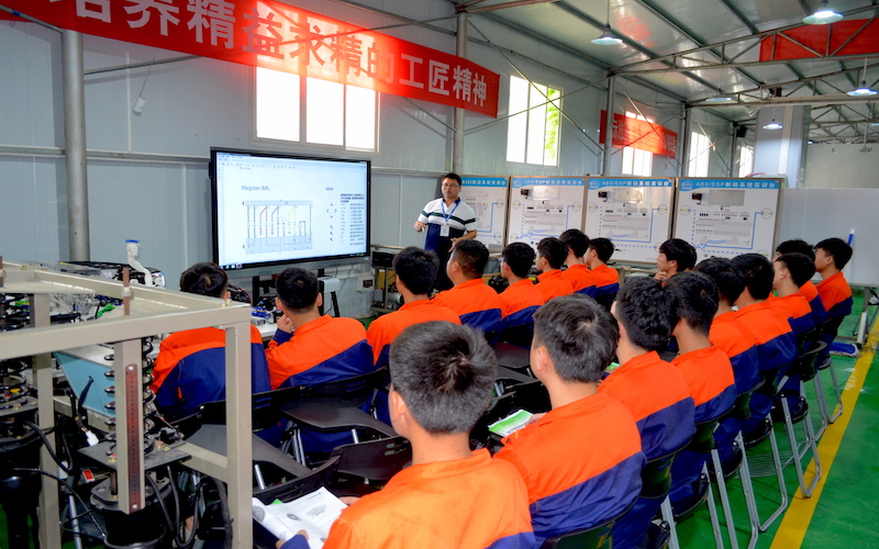 贵州电子信息职业技术学院机械设计制造类专业录取分数线【辽宁高考物理类】