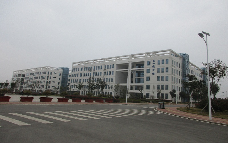 2023年淮北职业技术学院在广西录取批次及录取分数参考
